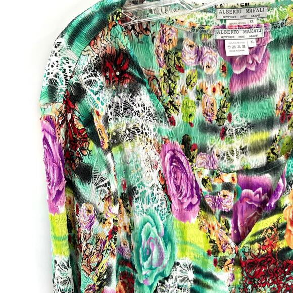 Roberto Makali women’s crinkled roses rhinestone top cardigan set - Picture 2 of 9